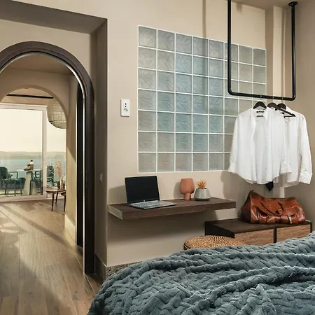 Raviewha Luxury